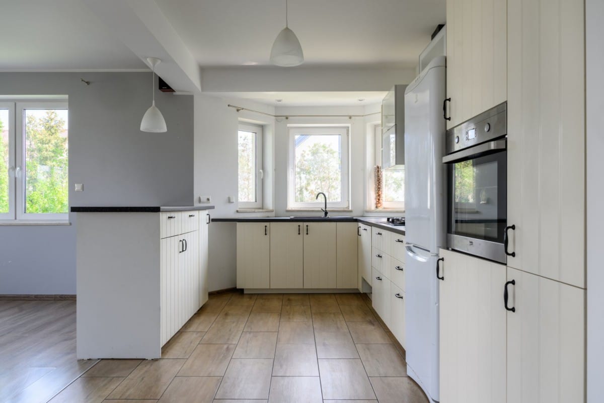 Dom 5 pokojowe na Sprzedaż