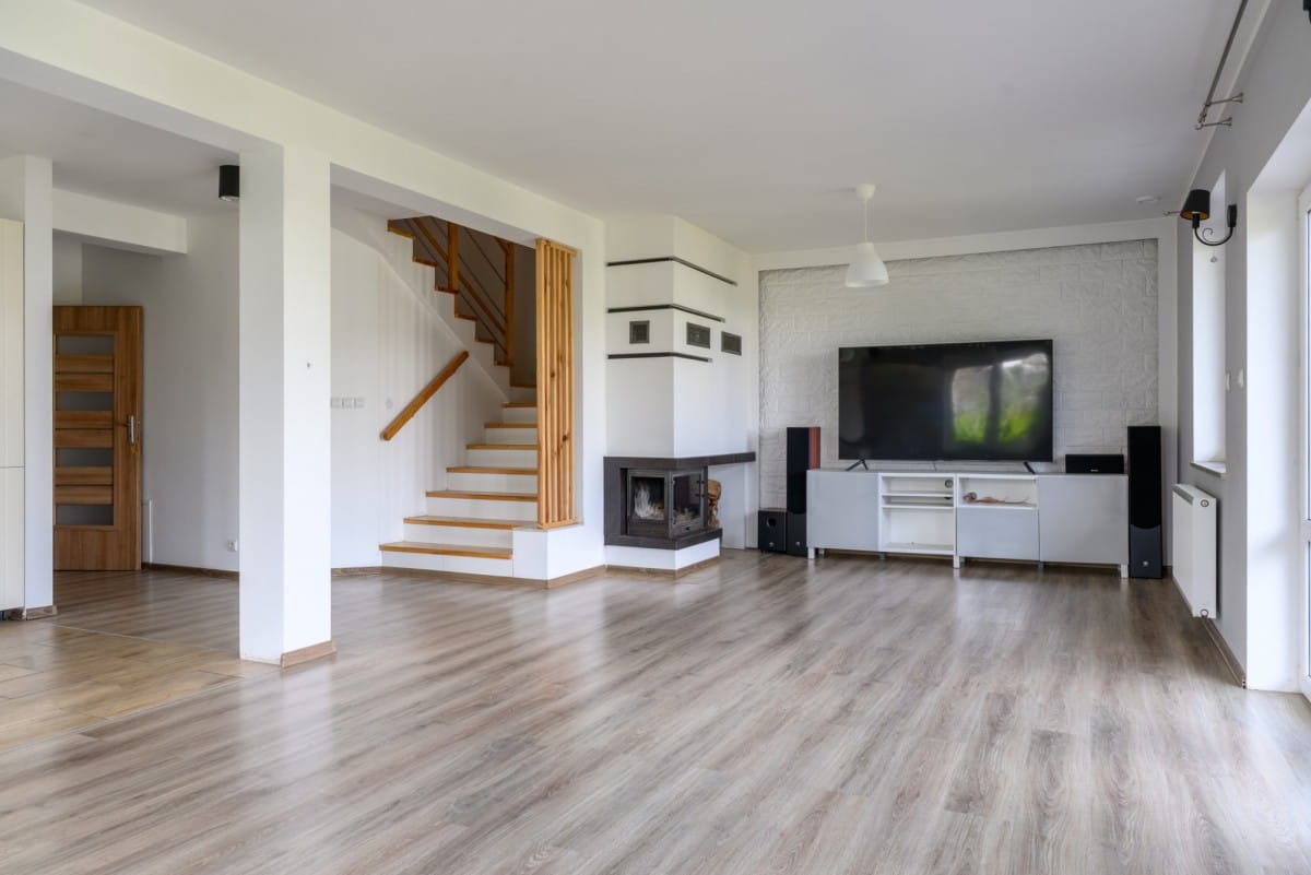 Dom 5 pokojowe na Sprzedaż