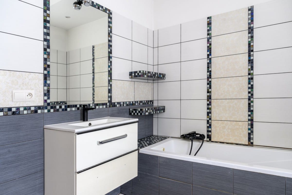 Dom 5 pokojowe na Sprzedaż