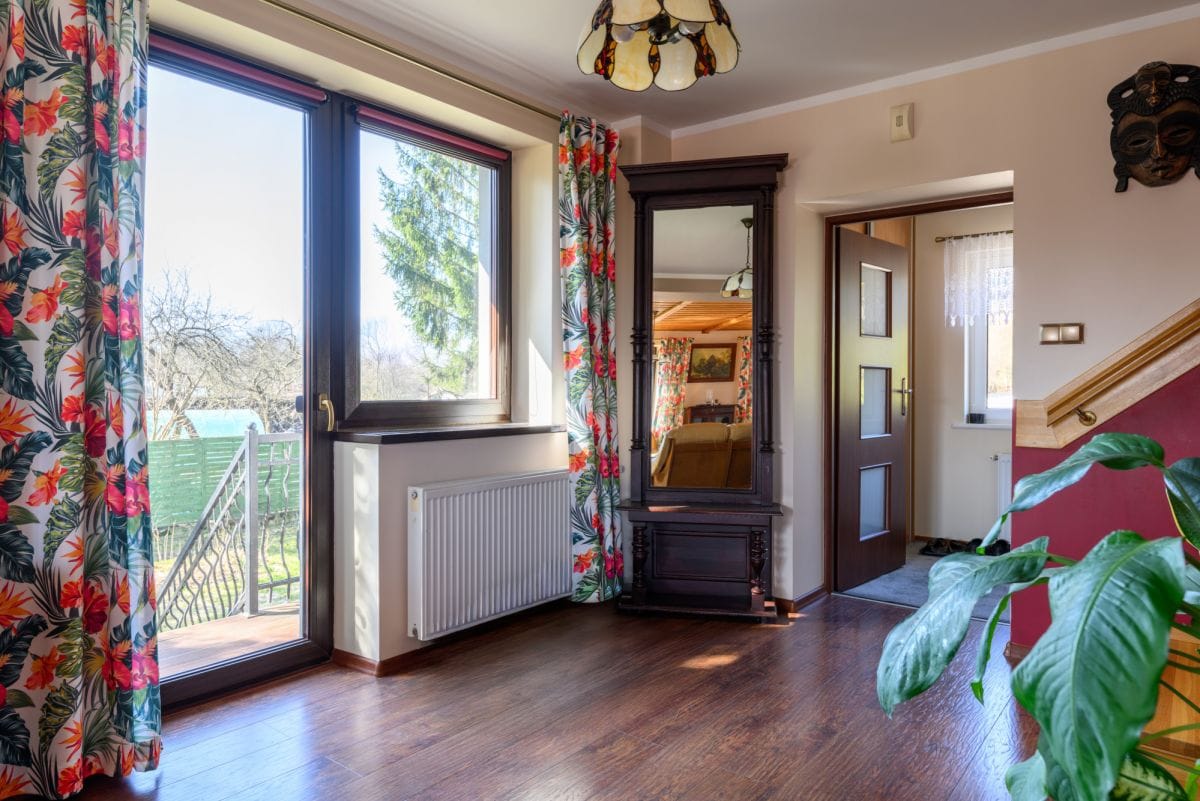 Dom 5 pokojowe na Sprzedaż