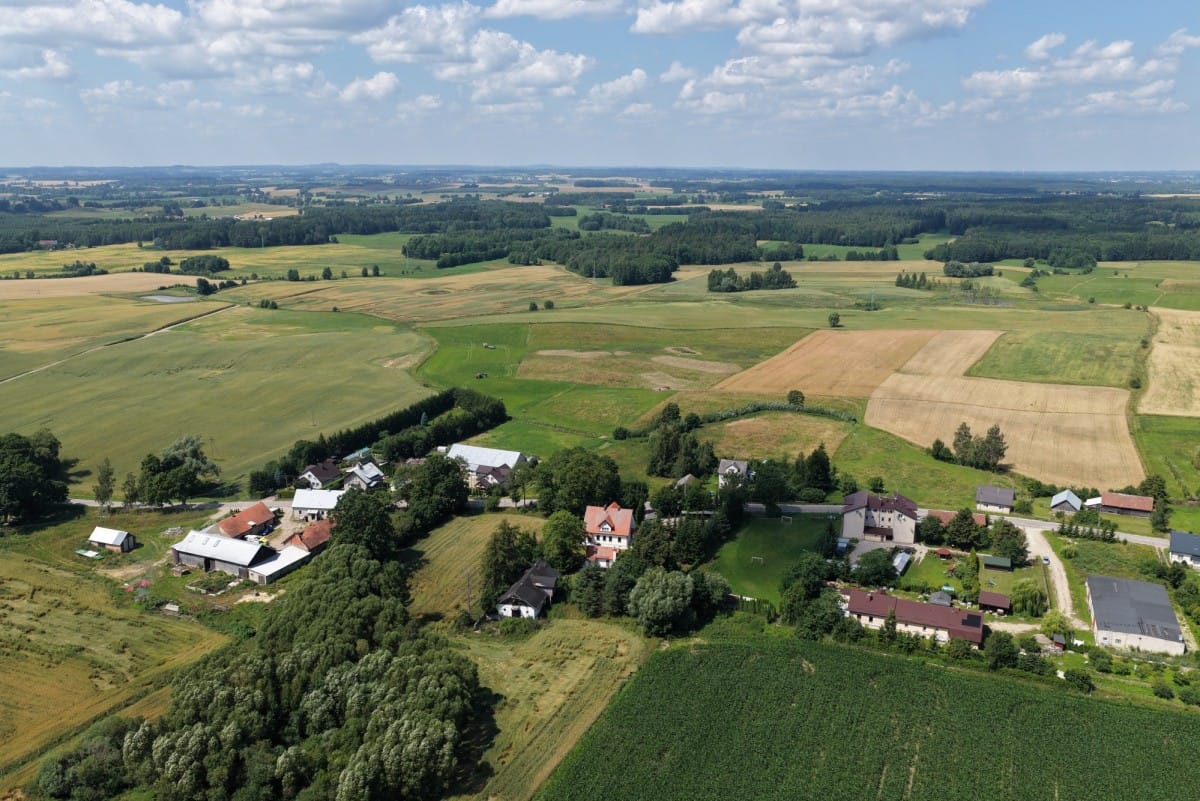 Dom 8 pokojowe na Sprzedaż