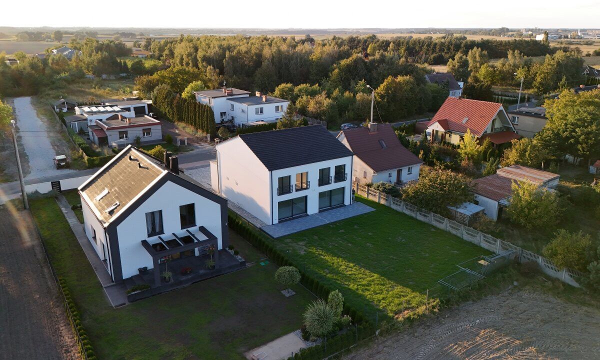 Dom 4 pokojowe na Sprzedaż