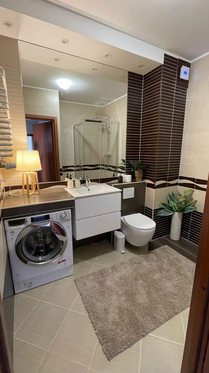 Mieszkanie 4 pokojowe na Wynajem