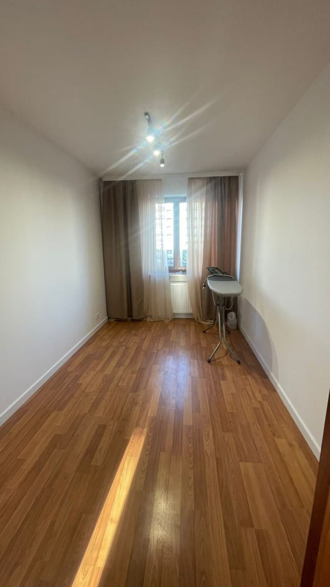 Mieszkanie 4 pokojowe na Wynajem