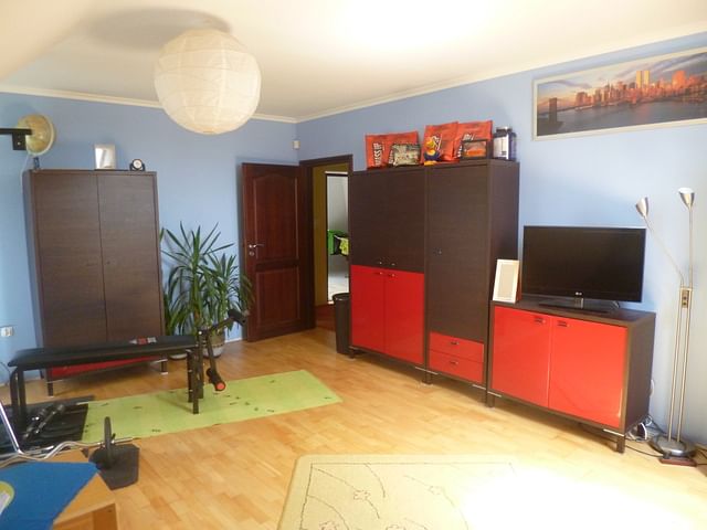 Dom 6 pokojowe na Sprzedaż