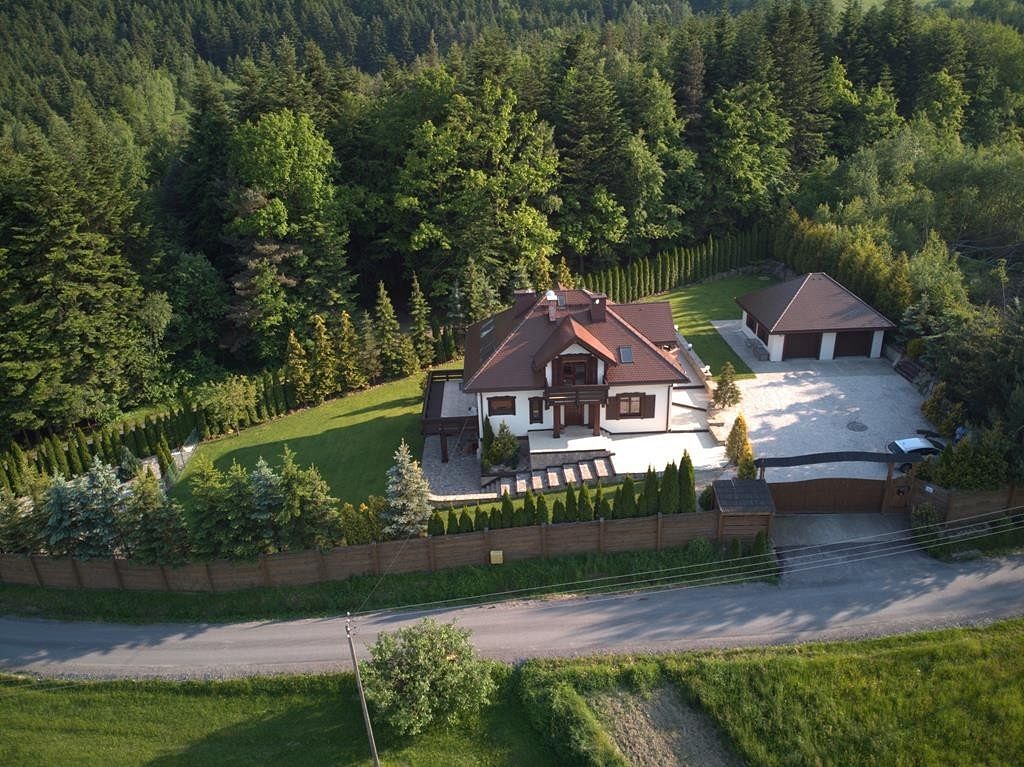 Dom 7 pokojowe na Sprzedaż