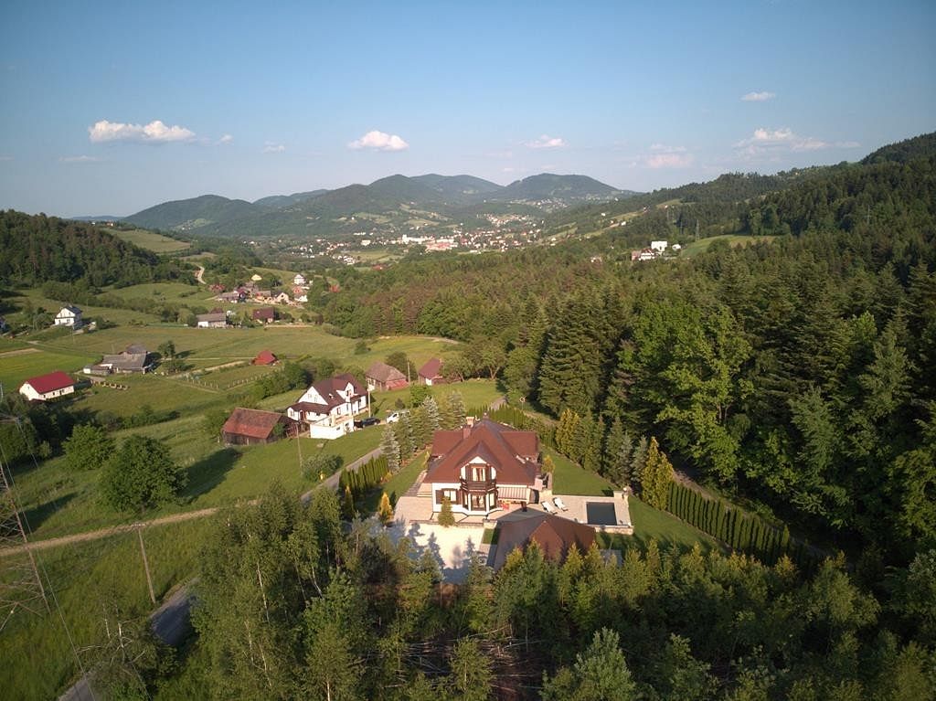 Dom 7 pokojowe na Sprzedaż