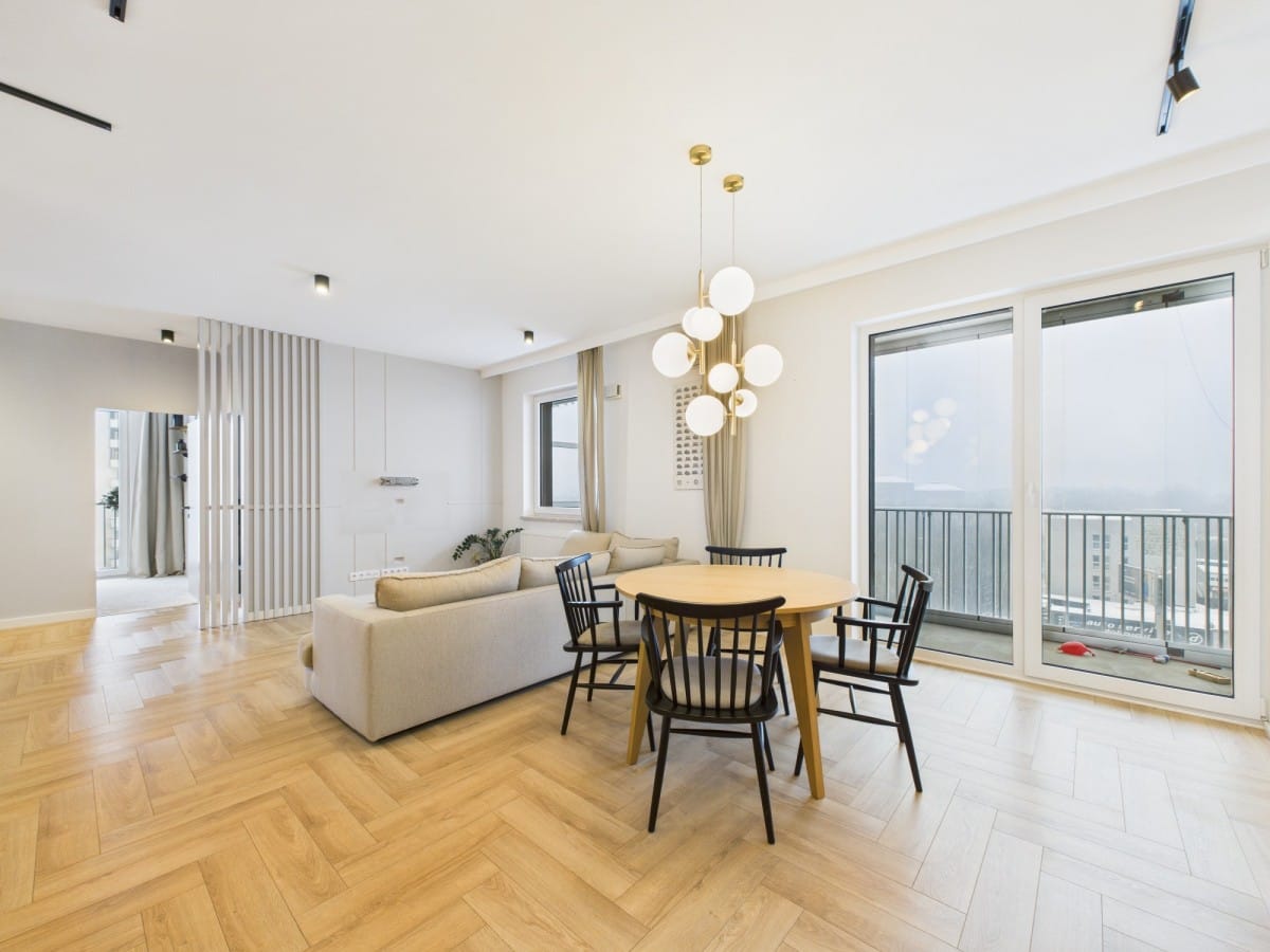 Mieszkanie 3 pokojowe na Sprzedaż