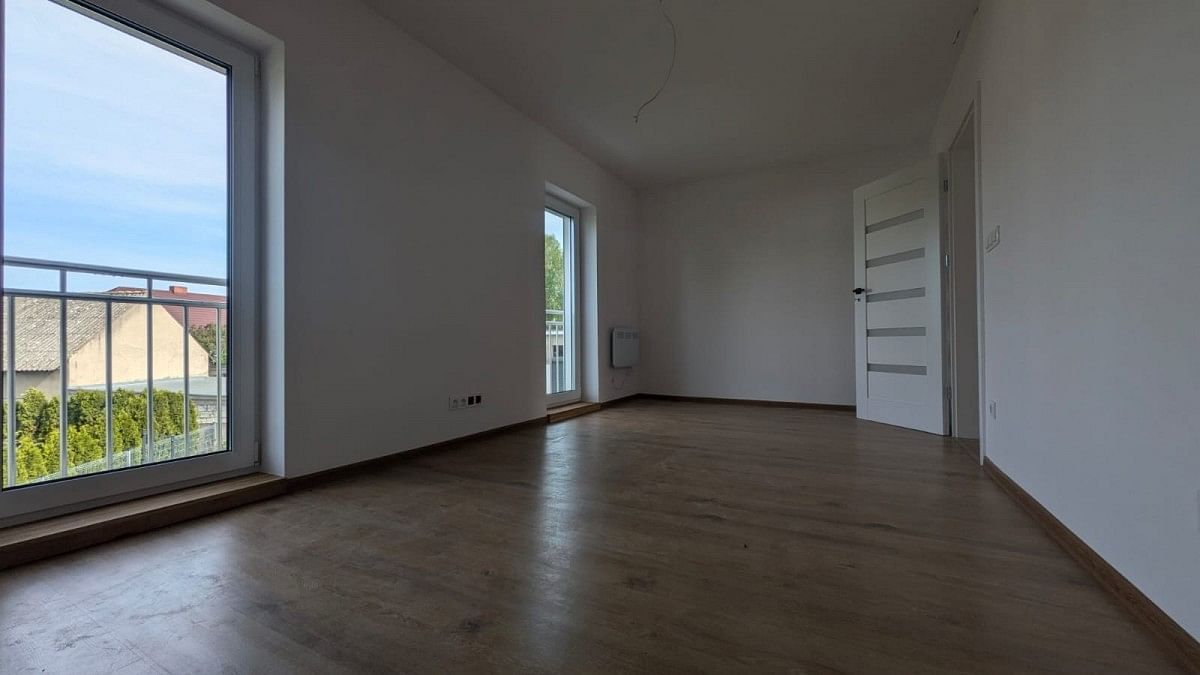 Dom 6 pokojowe na Sprzedaż