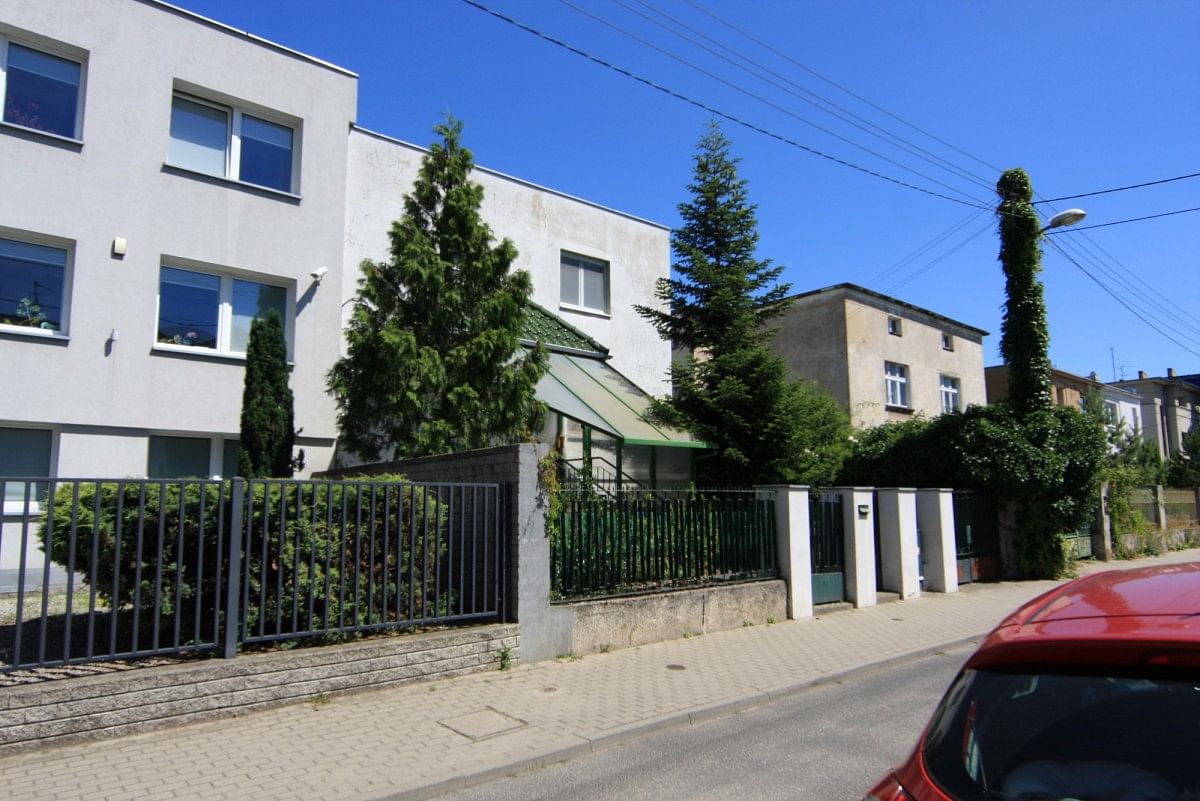 Dom 6 pokojowe na Sprzedaż