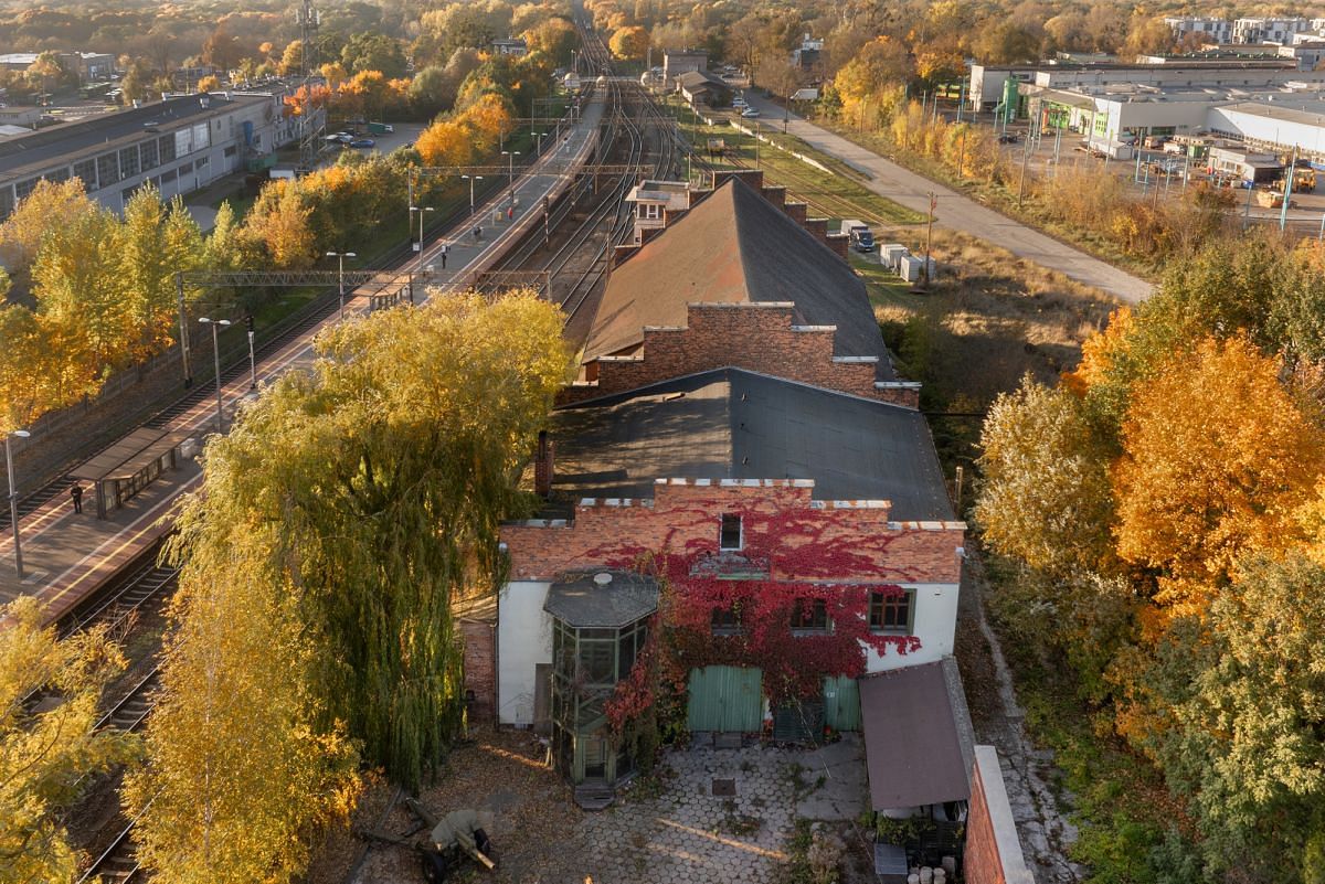 Lokal użytkowy  pokojowe na Sprzedaż