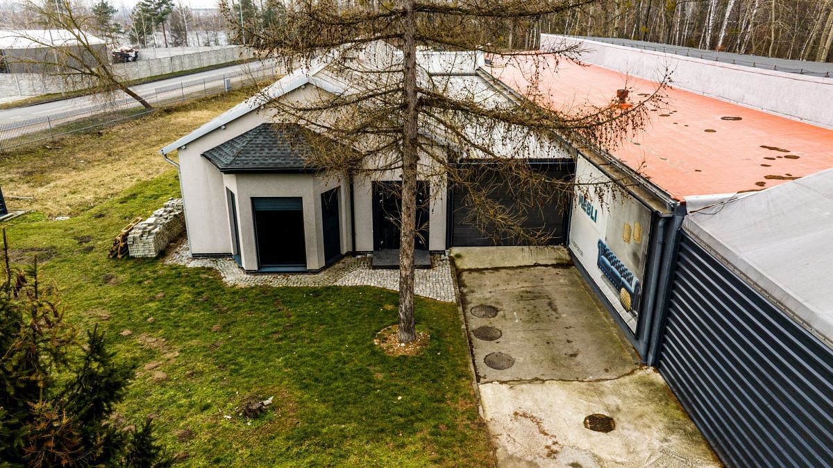 Lokal użytkowy  pokojowe na Sprzedaż