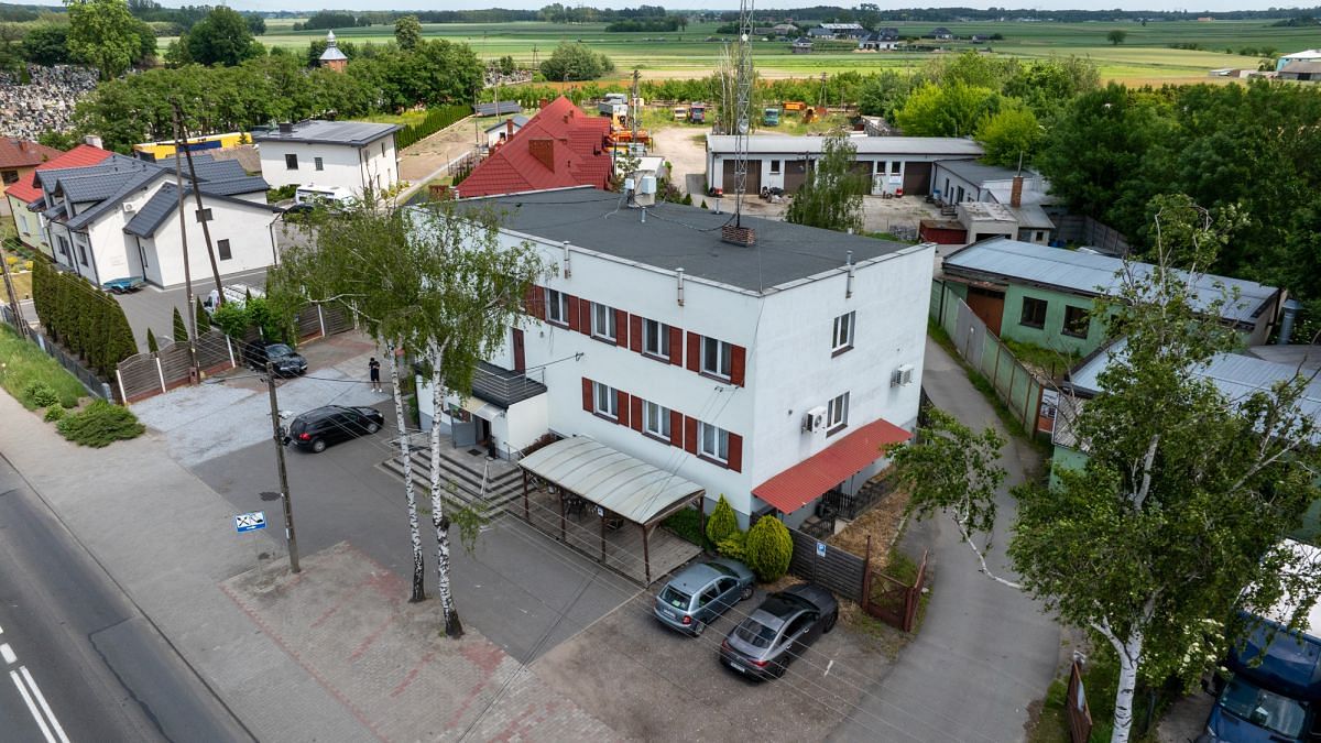 Lokal użytkowy  pokojowe na Sprzedaż