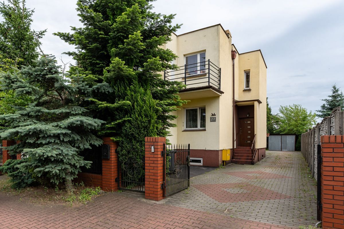 Dom 5 pokojowe na Sprzedaż