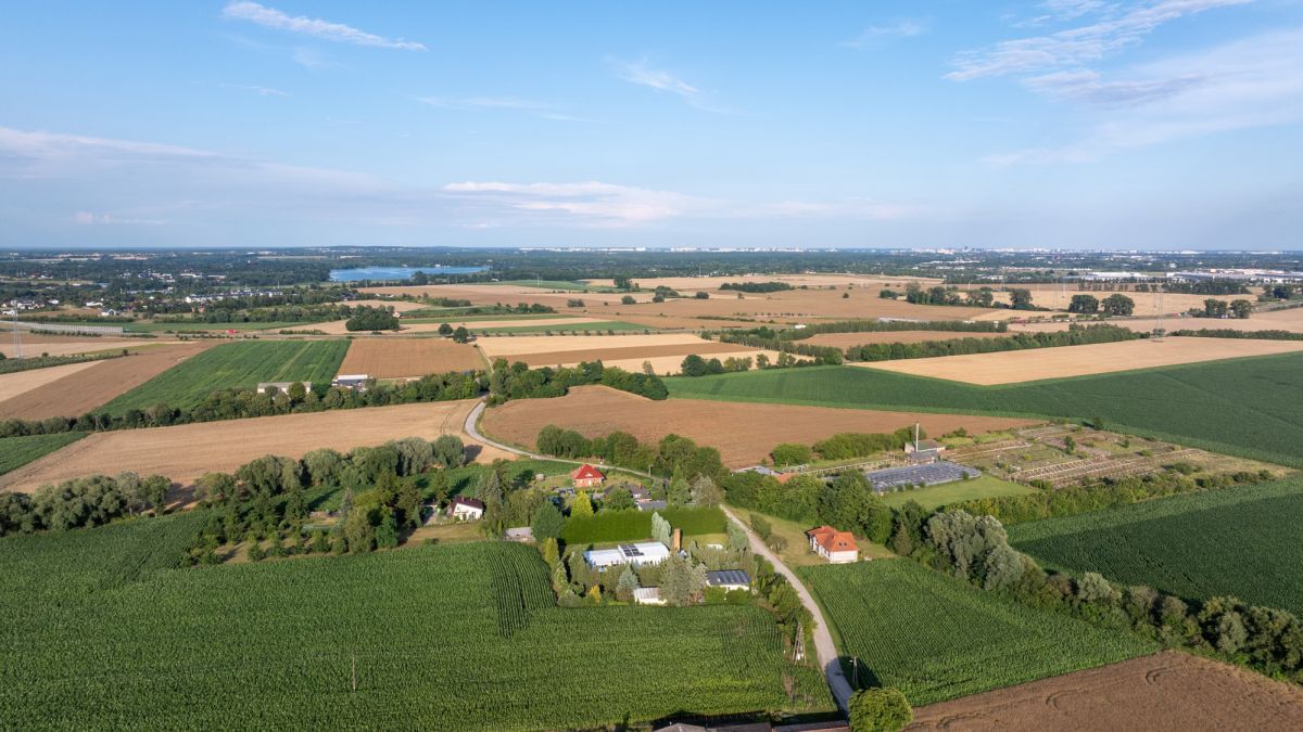 Działka  pokojowe na Sprzedaż