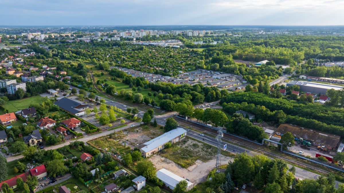 Działka  pokojowe na Sprzedaż