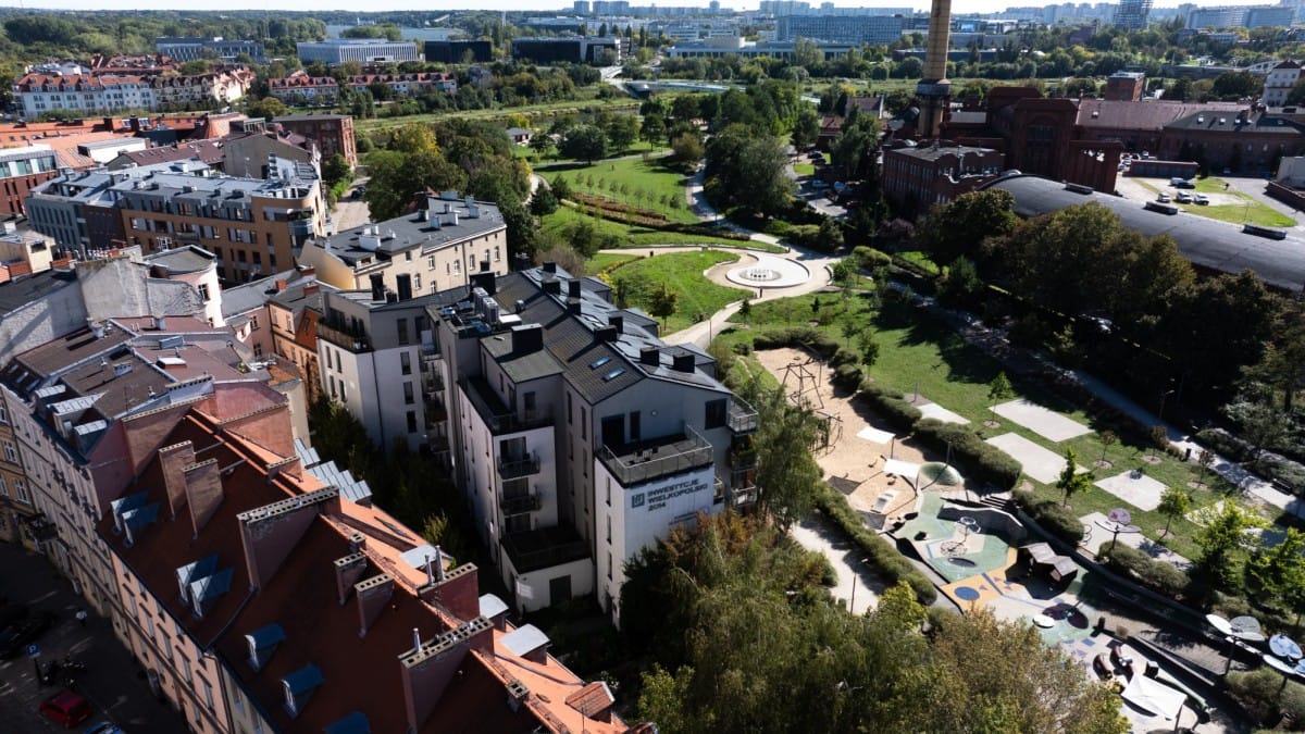 Lokal użytkowy  pokojowe na Sprzedaż