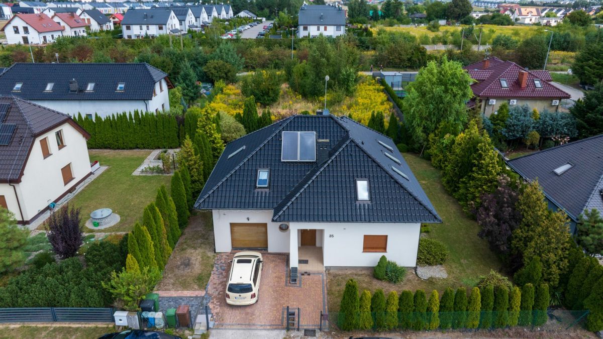 Dom 5 pokojowe na Sprzedaż