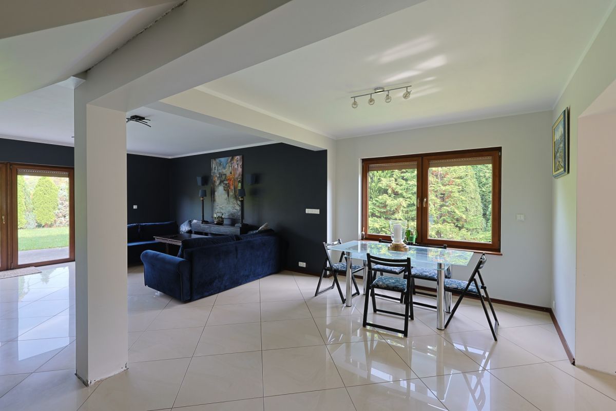 Dom 5 pokojowe na Sprzedaż