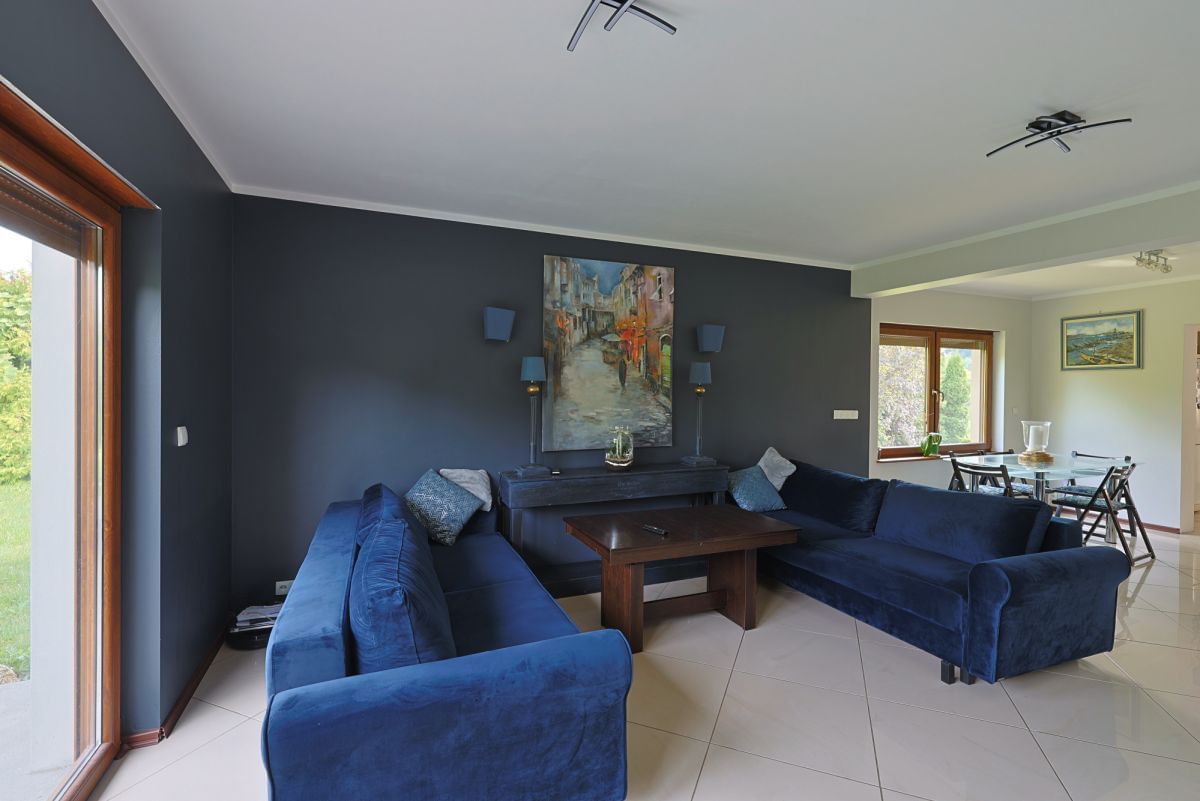 Dom 5 pokojowe na Sprzedaż