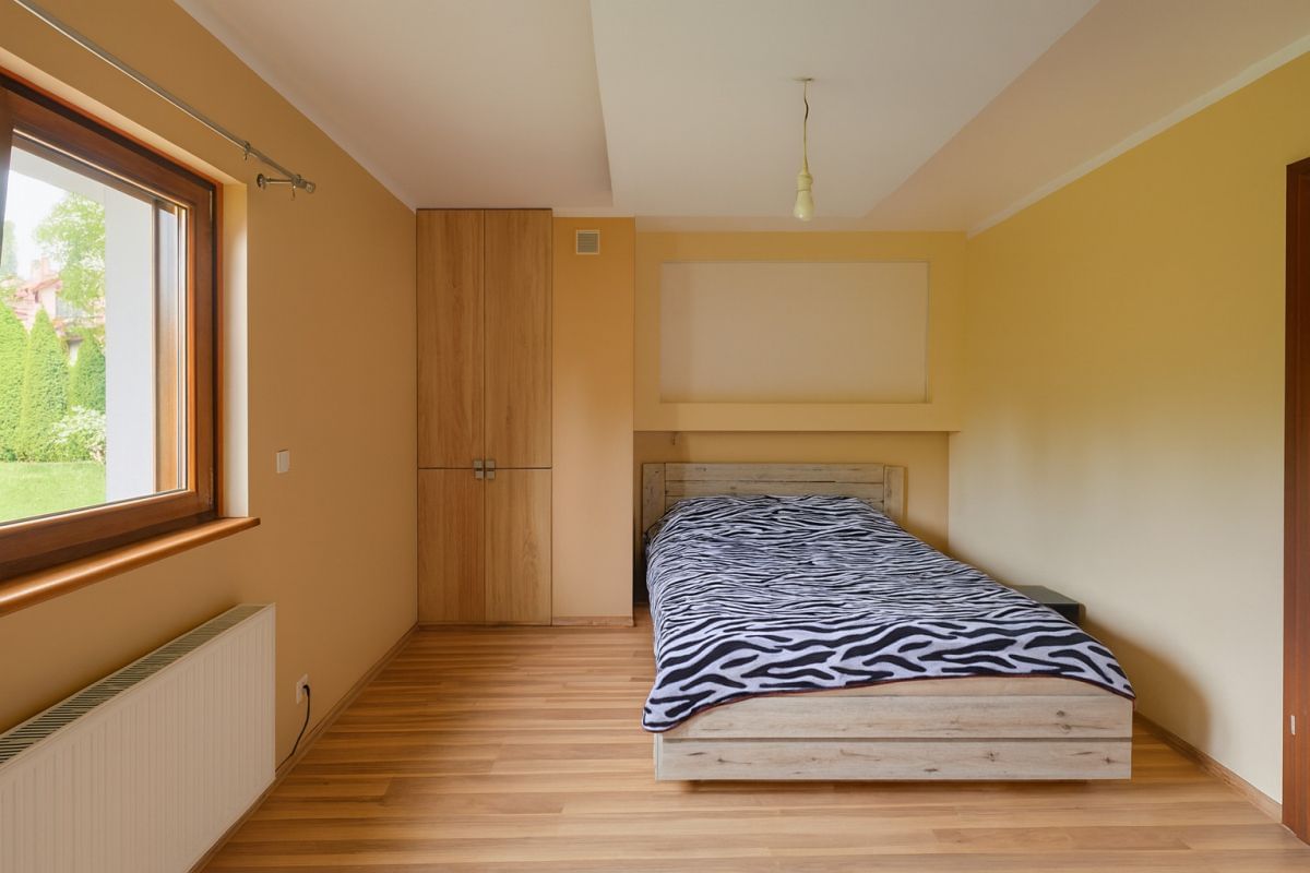 Dom 5 pokojowe na Sprzedaż