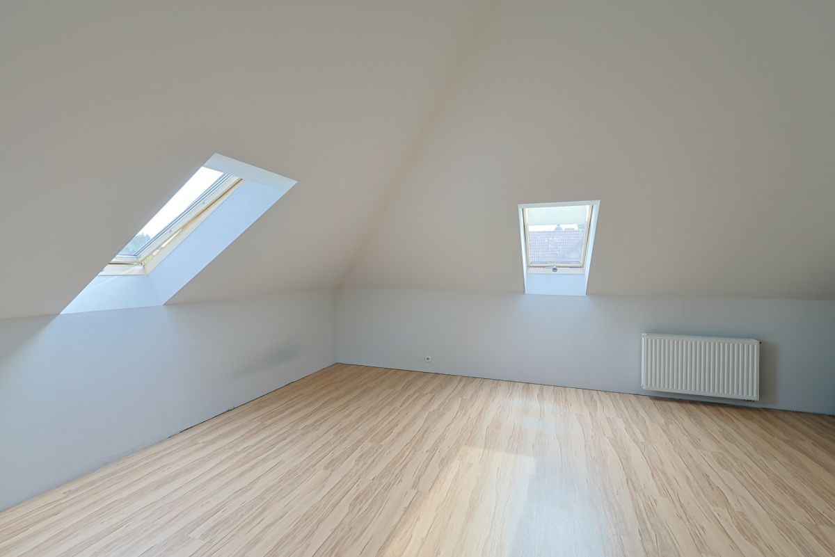 Dom 5 pokojowe na Sprzedaż