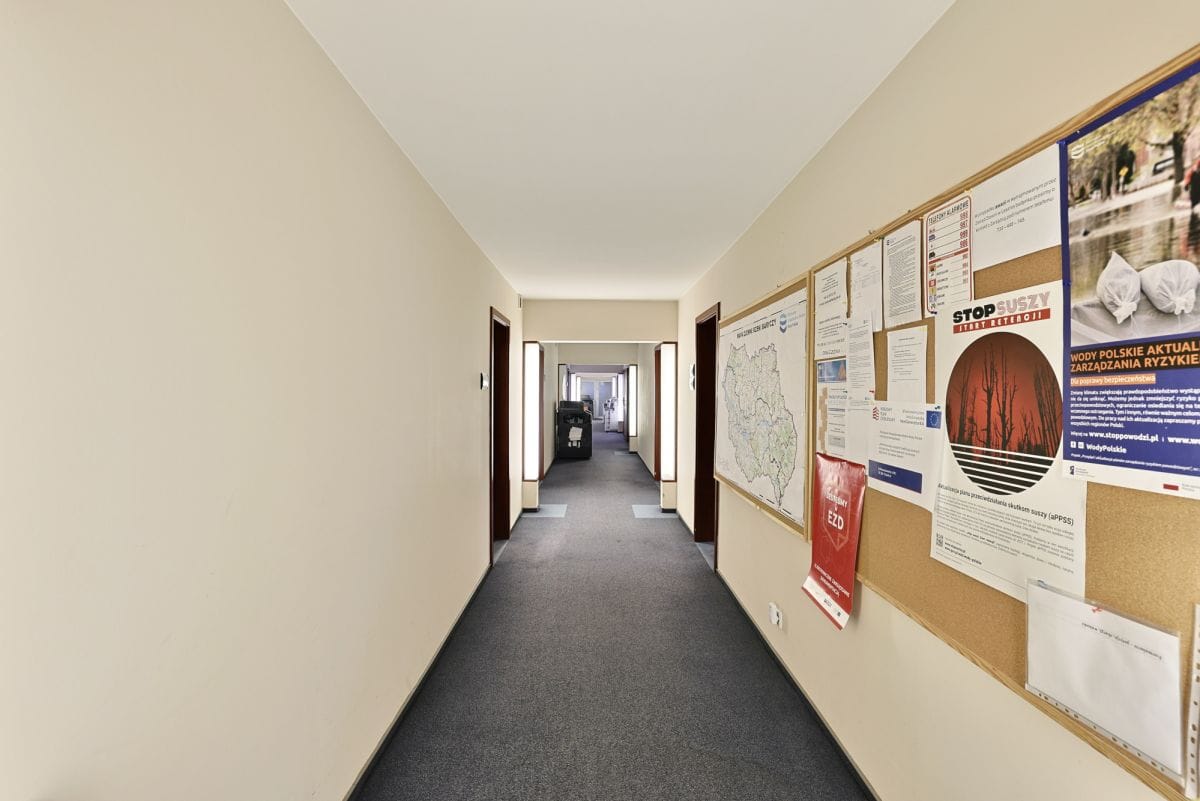 Lokal użytkowy  pokojowe na Sprzedaż