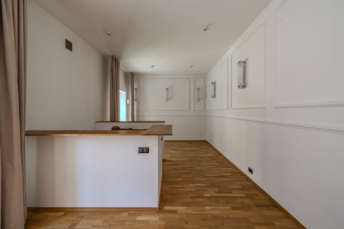 Lokal użytkowy  pokojowe na Wynajem