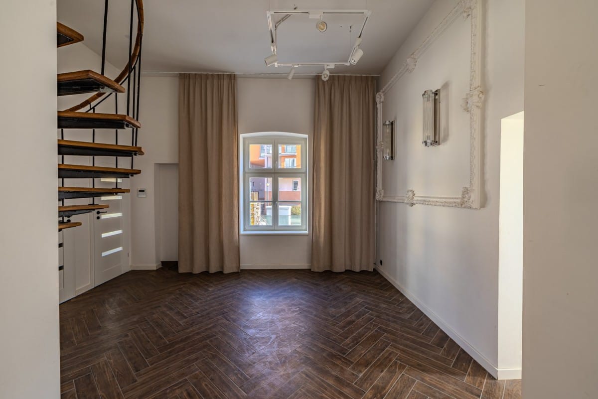 Lokal użytkowy  pokojowe na Wynajem