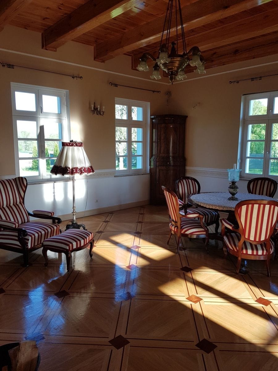 Dom 5 pokojowe na Sprzedaż