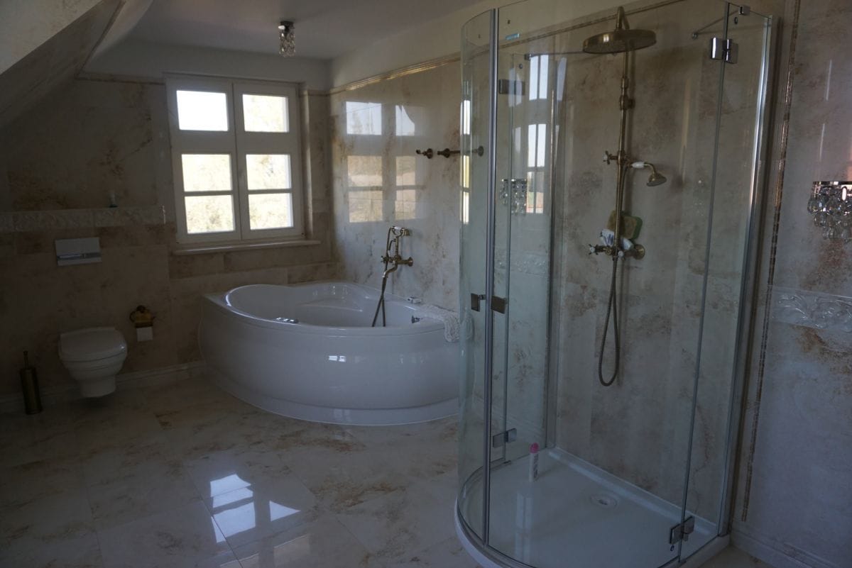 Dom 5 pokojowe na Sprzedaż