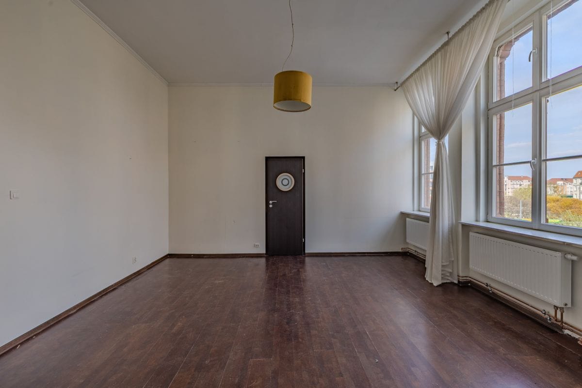 Lokal użytkowy  pokojowe na Wynajem