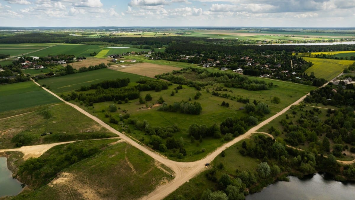 Działka  pokojowe na Sprzedaż