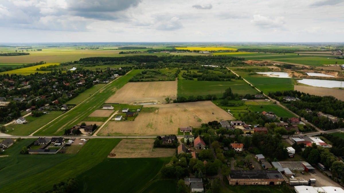 Działka  pokojowe na Sprzedaż