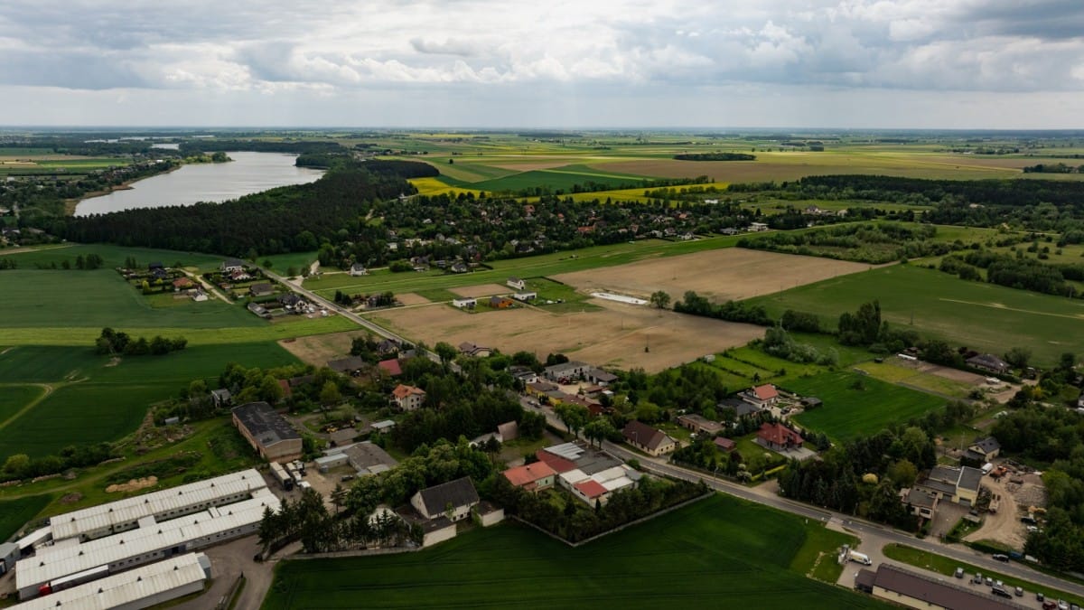 Działka  pokojowe na Sprzedaż
