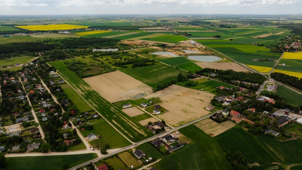 Działka  pokojowe na Sprzedaż