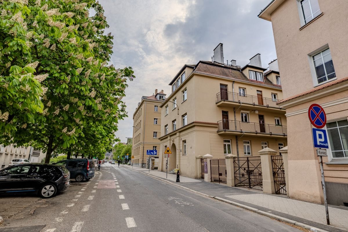 Mieszkanie 3 pokojowe na Sprzedaż