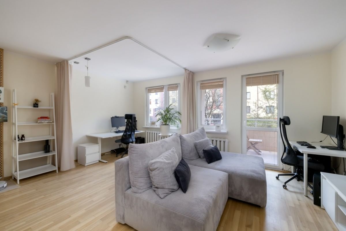 Mieszkanie 3 pokojowe na Sprzedaż