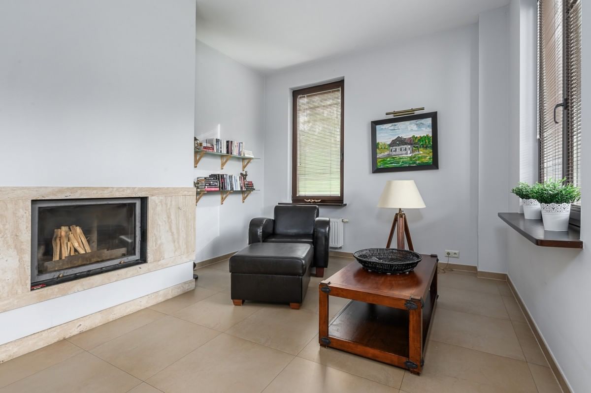 Dom 4 pokojowe na Sprzedaż