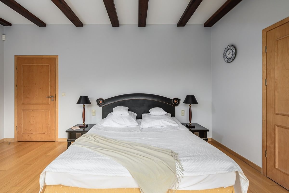 Dom 4 pokojowe na Sprzedaż