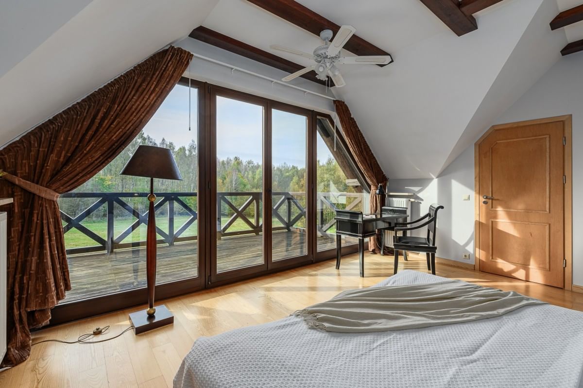 Dom 4 pokojowe na Sprzedaż