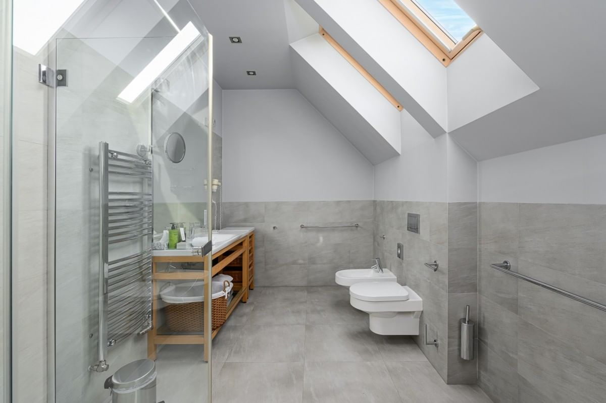 Dom 4 pokojowe na Sprzedaż