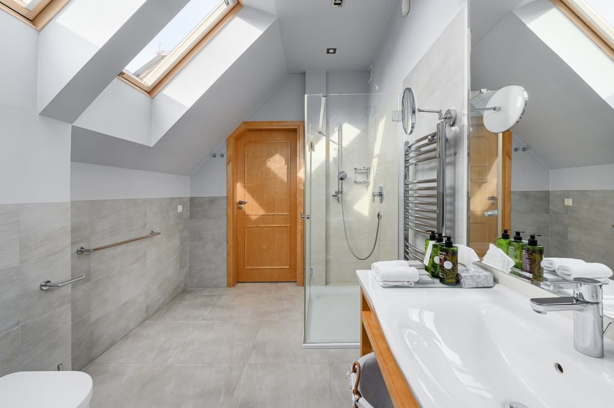 Dom 4 pokojowe na Sprzedaż