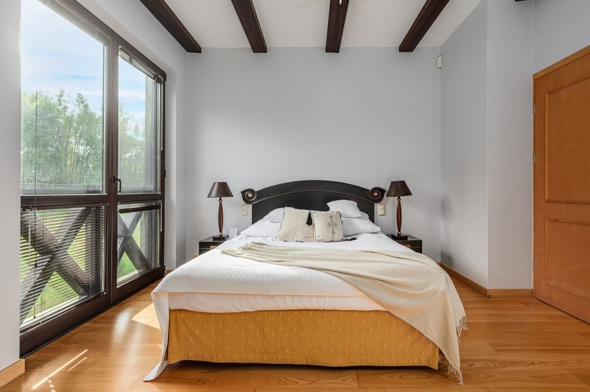 Dom 4 pokojowe na Sprzedaż