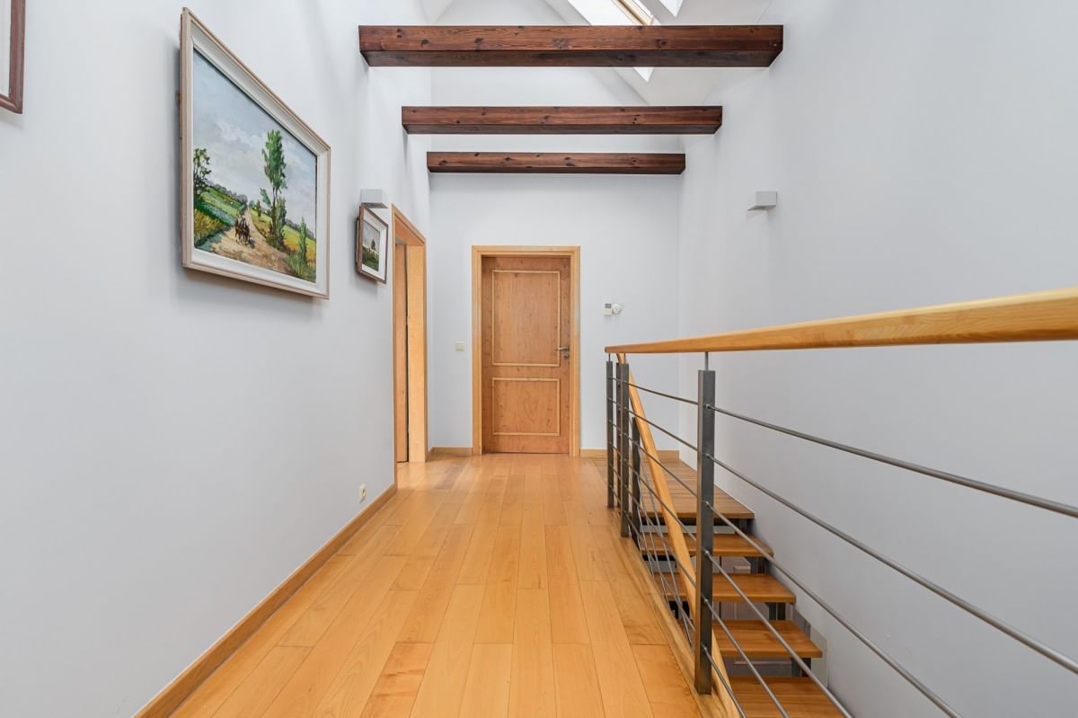 Dom 4 pokojowe na Sprzedaż