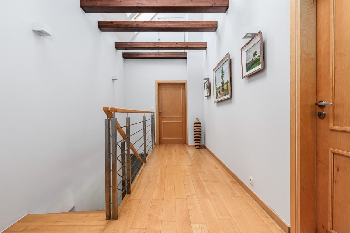 Dom 4 pokojowe na Sprzedaż