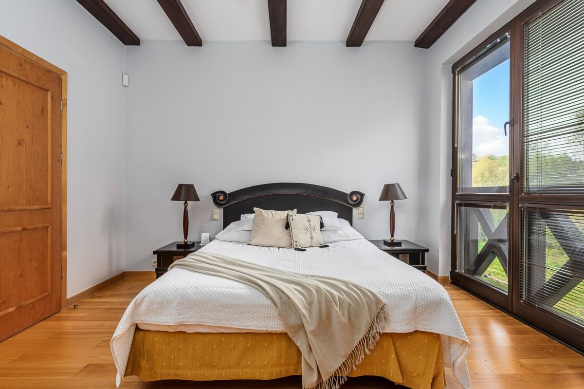 Dom 4 pokojowe na Sprzedaż