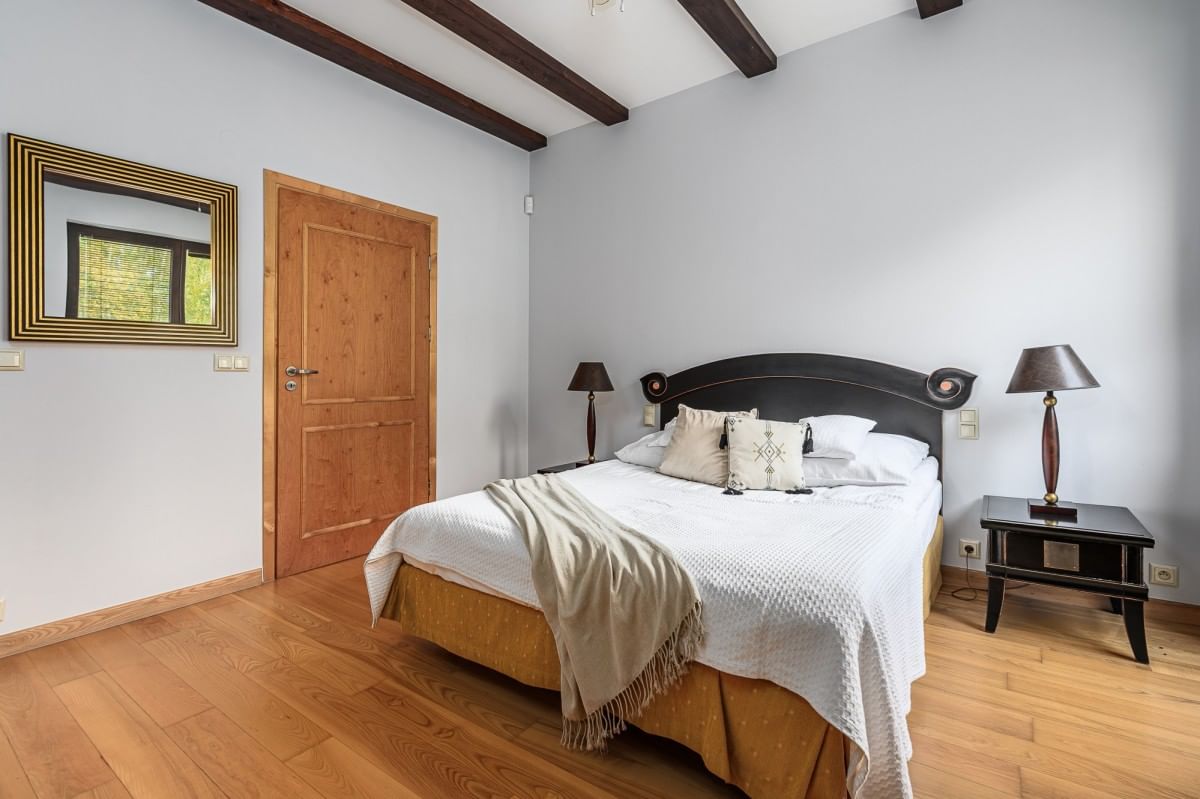 Dom 4 pokojowe na Sprzedaż