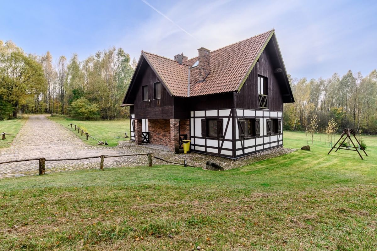 Dom 4 pokojowe na Sprzedaż