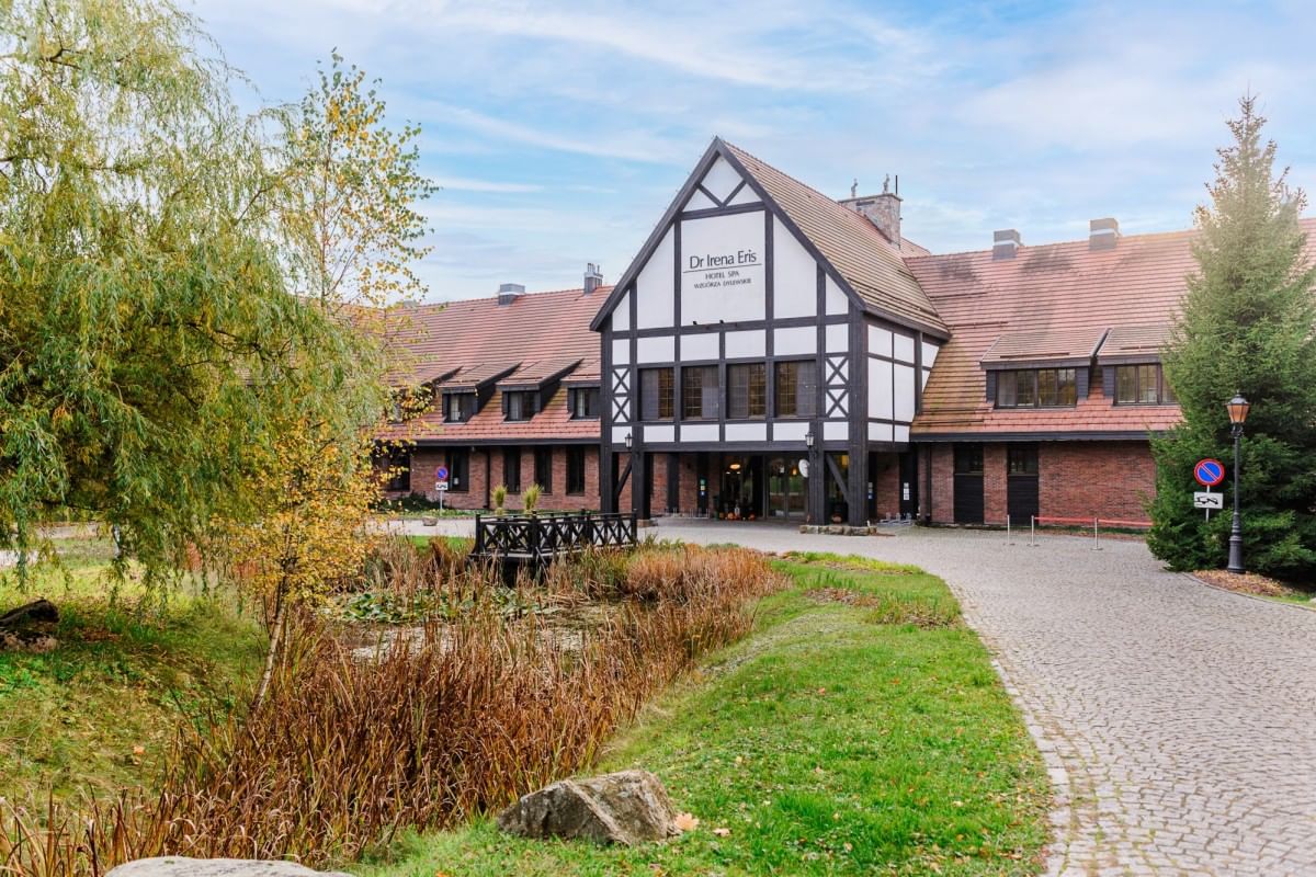 Dom 4 pokojowe na Sprzedaż